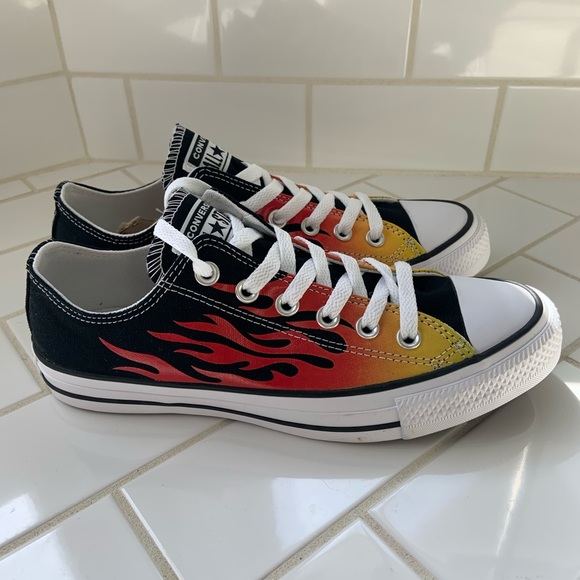 Converse Shoes - Converse  Chuck Taylor All Star Low Top  Women’s 8